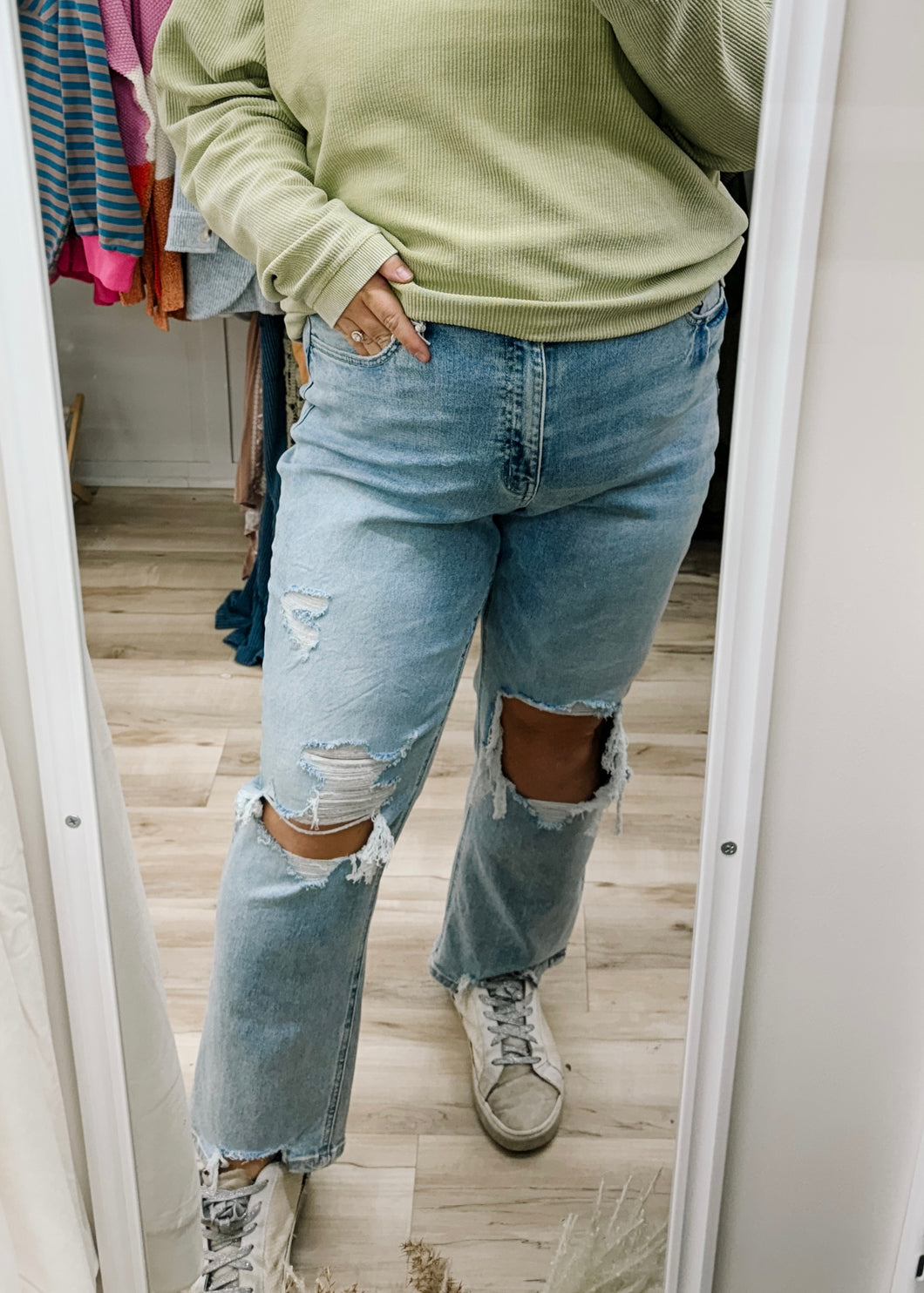 Vervet Lightwash Crop Denim